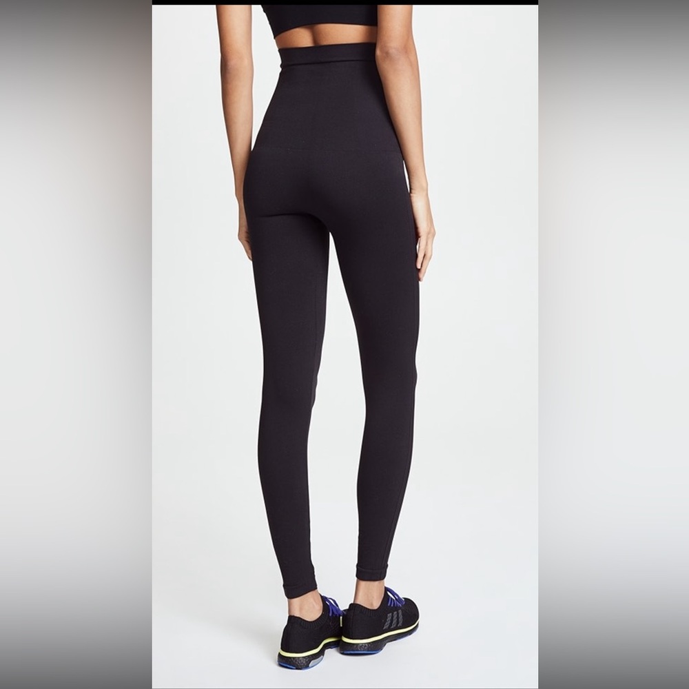 ✨ NWT SPANX “Look At Me Now” Leggings | Very Black | Size S/P ✨ - Picture 4 of 8